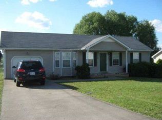 535 Indian Ave, Oak Grove, KY 42262