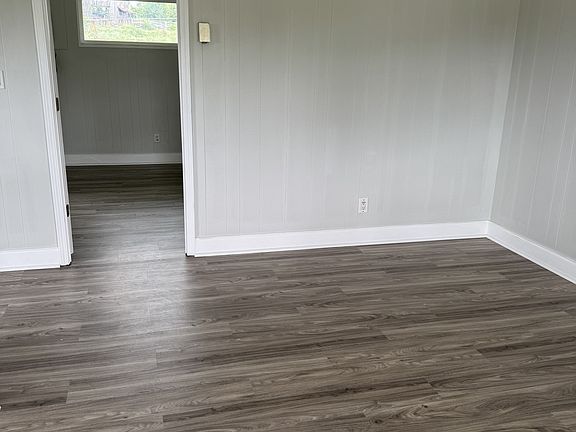 2nd image of 111 Roseview Dr #1-20-10