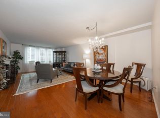 1919 Chestnut St APT 710, Philadelphia, PA