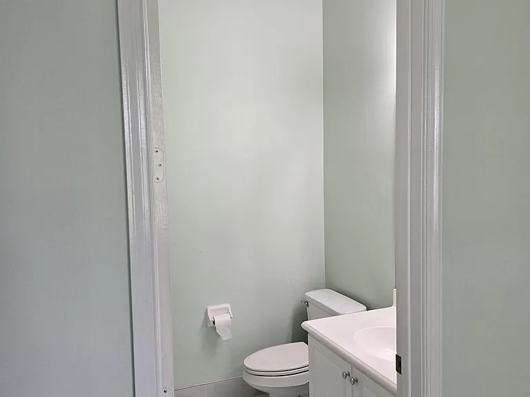 4261 E Main St — Photo 11