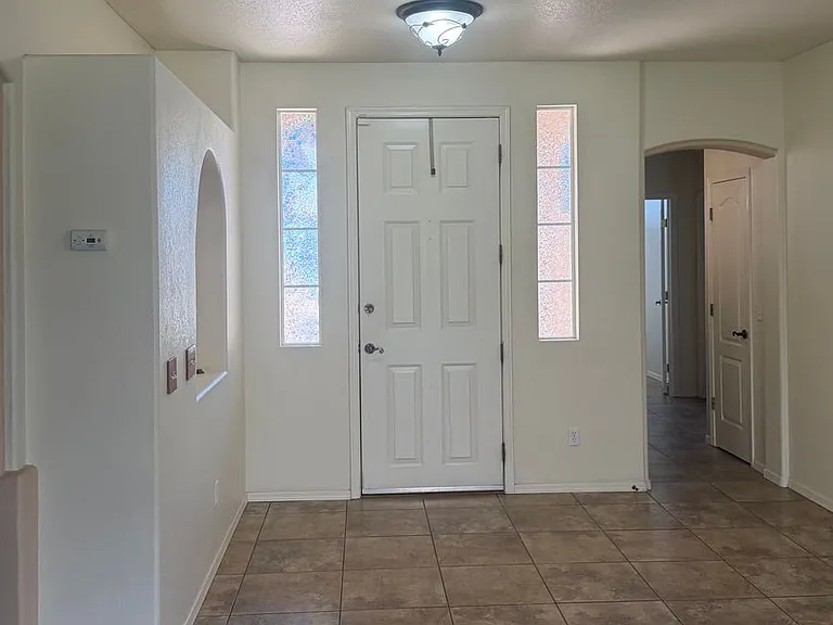 3630 River Rock Ct — Photo 2