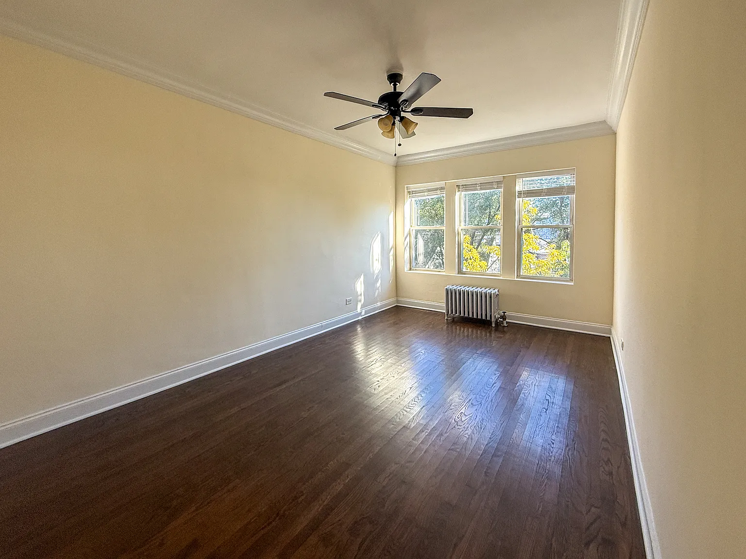1 bed, 850 sqft, $2,000 — Photo 4