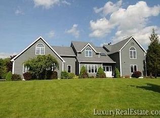 7 Trailing Ridge Rd, Brookfield, CT 06804