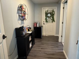 905 N Oak St, Roanoke, TX 76262