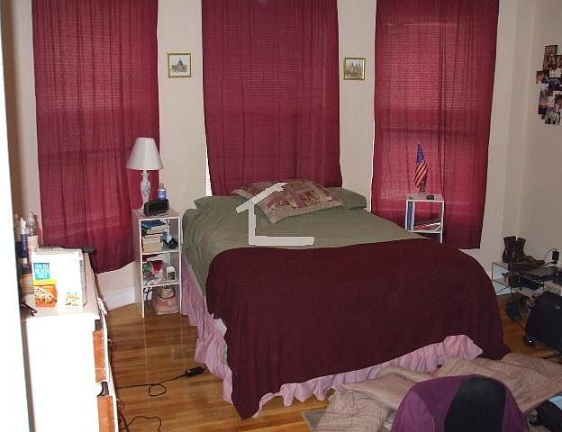 2nd image of 17 Highgate St APT 09