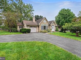 9892 McCreary Rd, Shippensburg, PA 17257