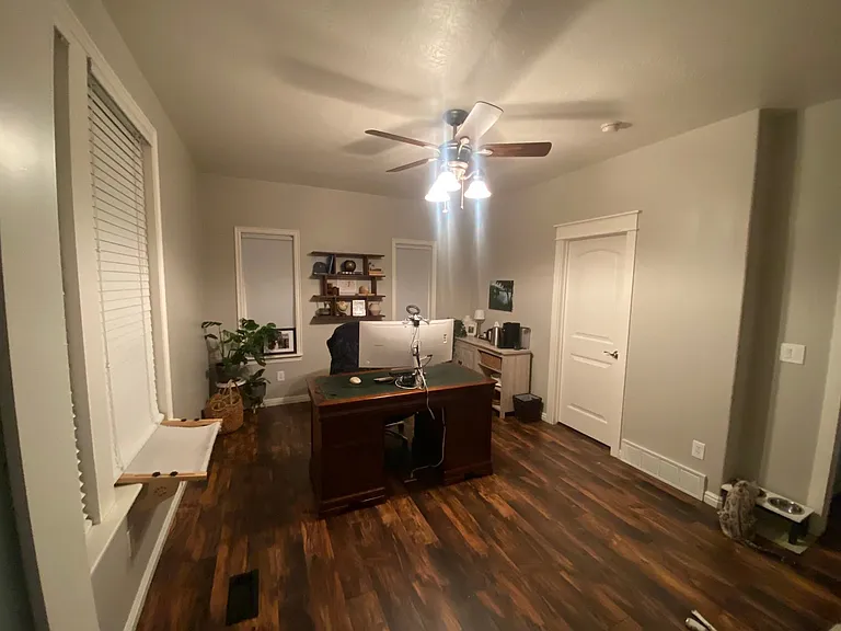 4322 W Pentenwell Ln — Photo 8