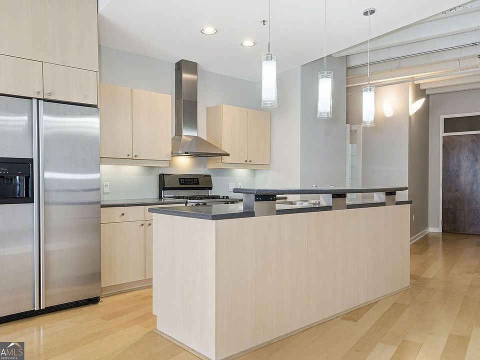 1st image of 805 Peachtree St NE Unit 219