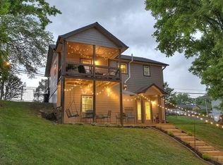529 E 2nd St, Blue Ridge, GA 30513