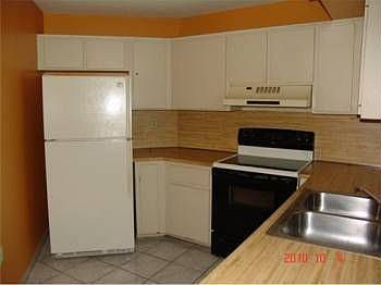 4th image of 9427 Fontainebleau Blvd APT 210-34