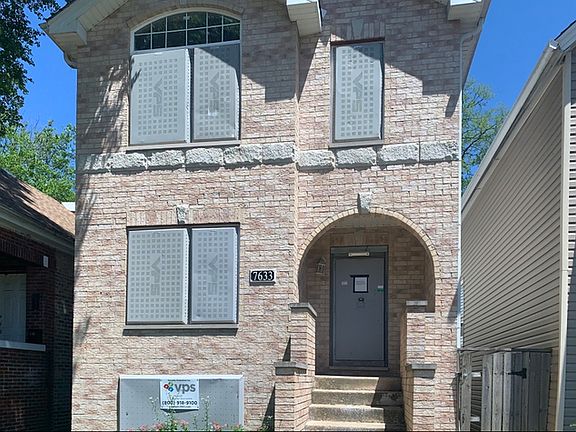 2nd image of 7633 S Maryland Ave