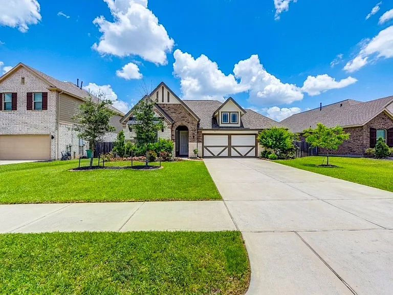 3507 Sunburst Ct — Photo 3