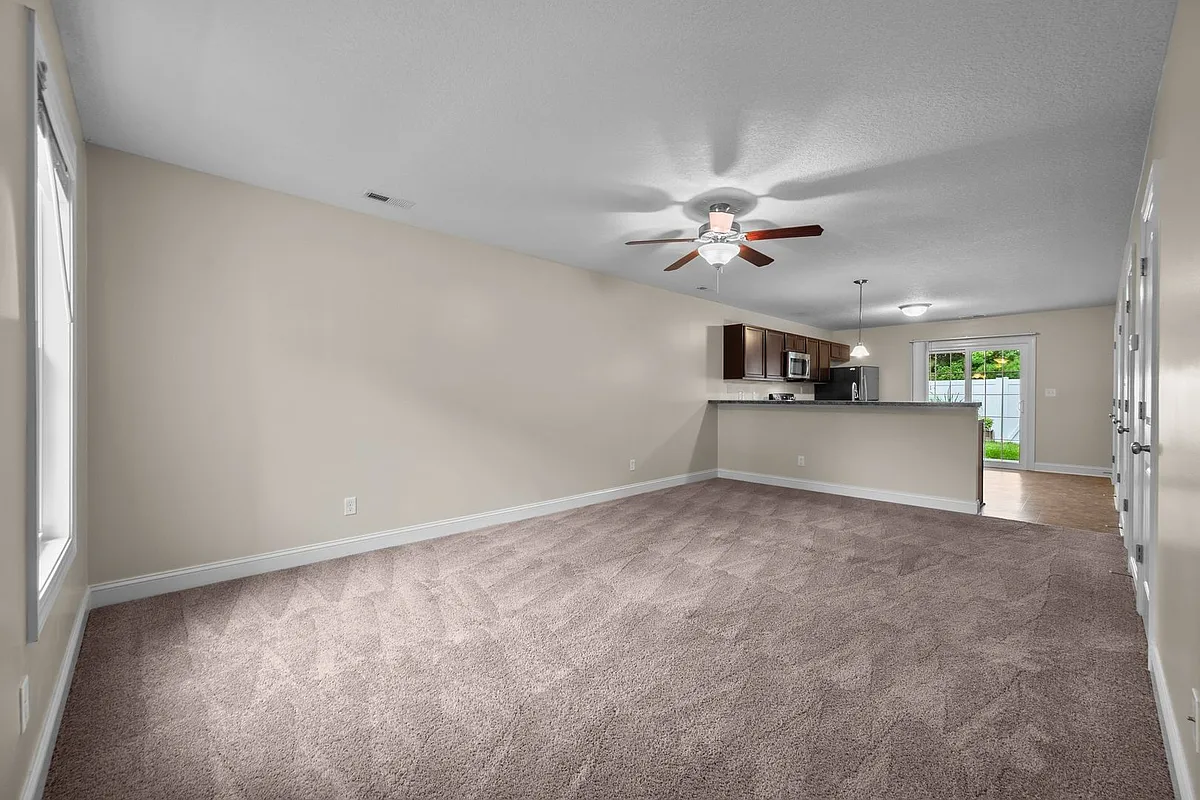 Building Photo - 235 E Murrow Ln