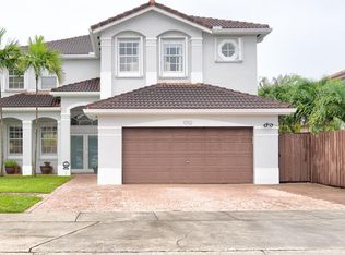 1052 SW 144th Pl, Miami, FL 33184