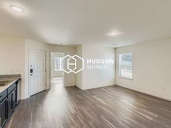 4th image of 1432 NW 11th Ave #2