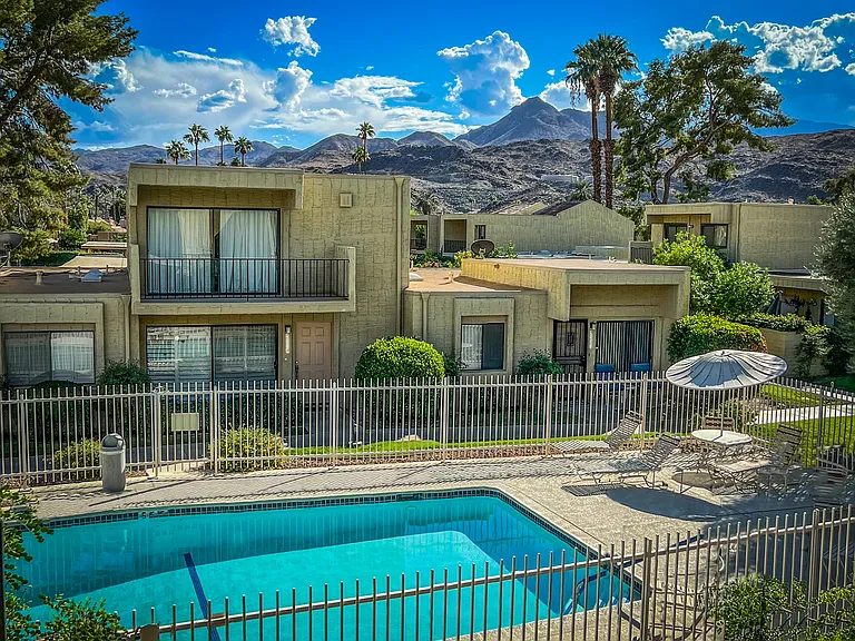 2415 Los Patos Dr — Photo 14