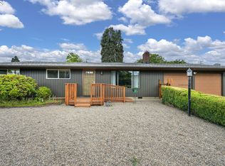 2936 Game Farm Rd, Springfield, OR 97477
