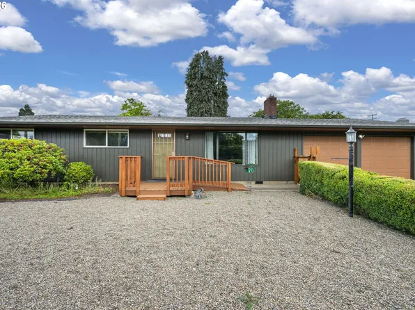 2936 Game Farm Rd, Springfield, OR 97477
