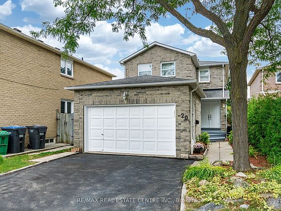 3rd image of 20 Dupont Ct