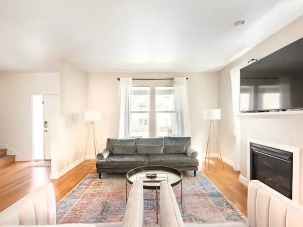 4712 N McCoy Ct, Portland, OR 97203