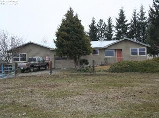 142 String Street Rd, Centerville, WA 98613