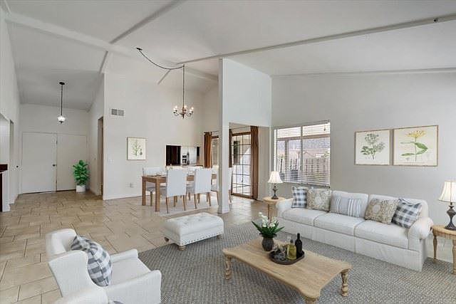 1st image of 1591 Rambla Puesta
