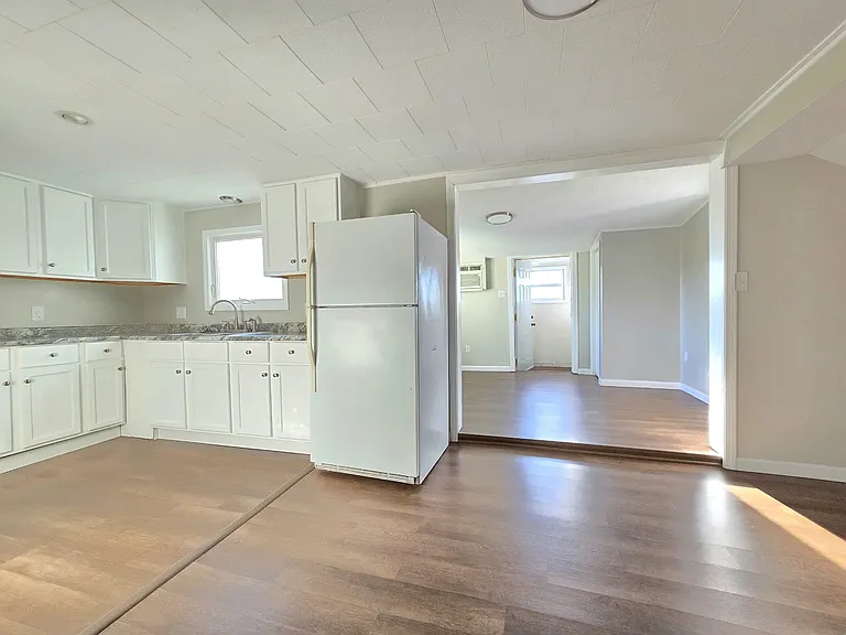 919 S 25th St #B — Photo 3