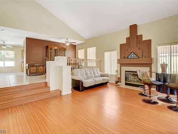 4th image of 7708 Sparrowgate Ave