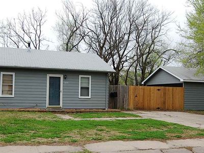 3221 E Sunview Ave, Wichita, KS, 67216