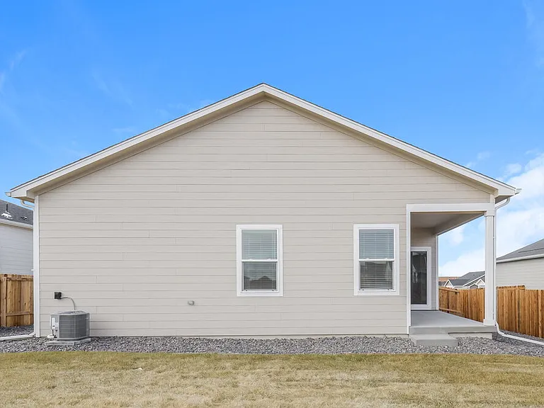9462 Truckee Ct — Photo 16
