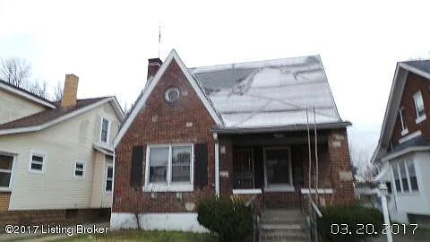 2105 Oregon Ave photo 1