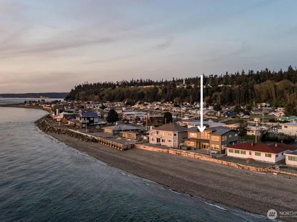3786 Oceanside Drive, Greenbank, WA 98253