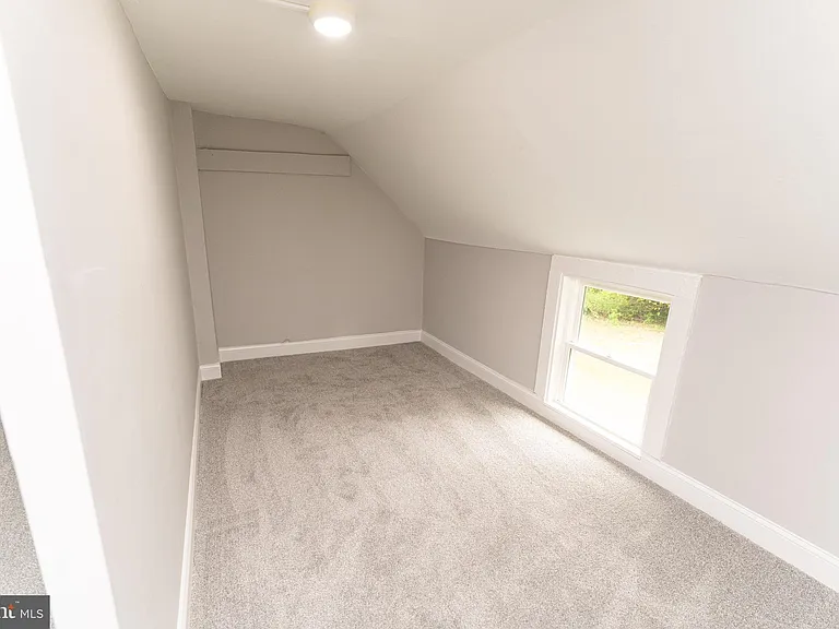 119 Davis Ln — Photo 22
