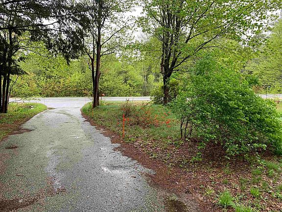 3rd image of 1452 Northfield Rd