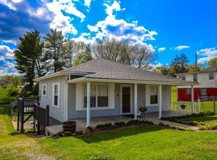 627 6th St, Newport, TN 37821