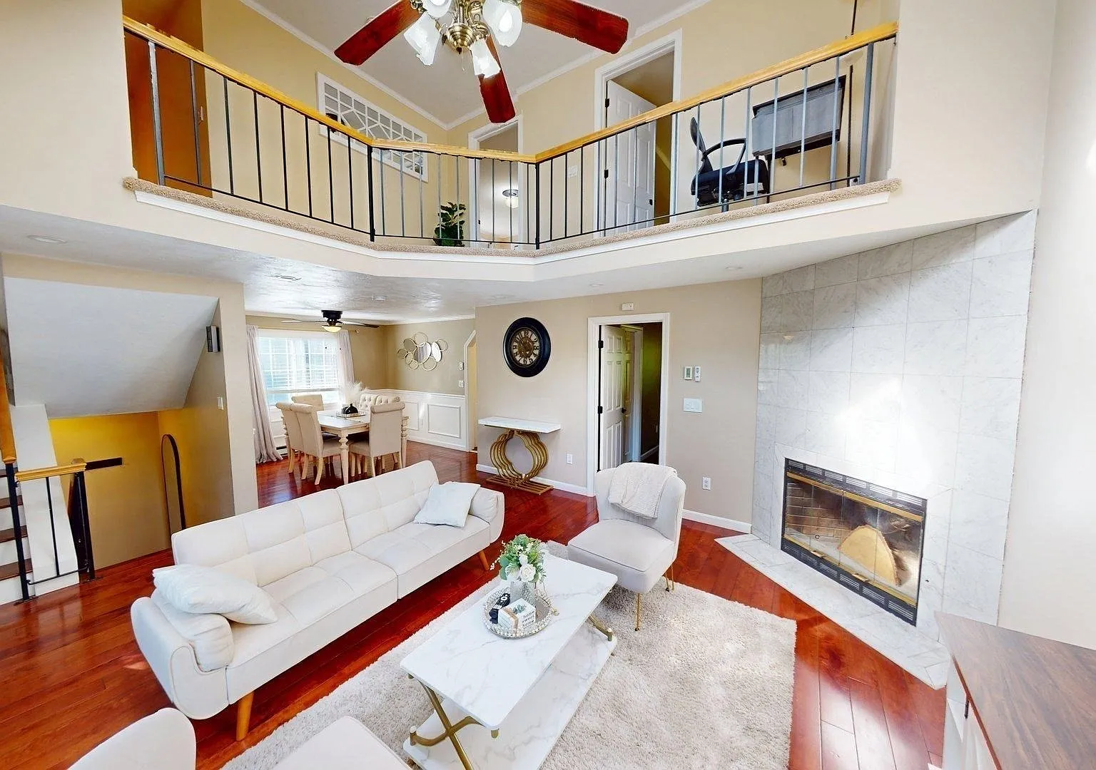 3 bed, 2.5 bath, 1368 sqft, $3,200 — Photo 1
