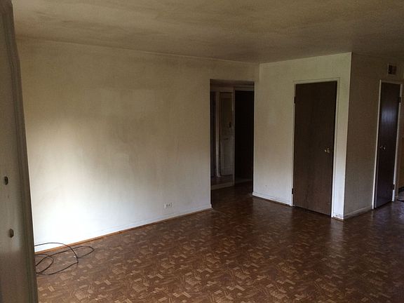 3rd image of 9436 Bay Colony Dr APT 1W