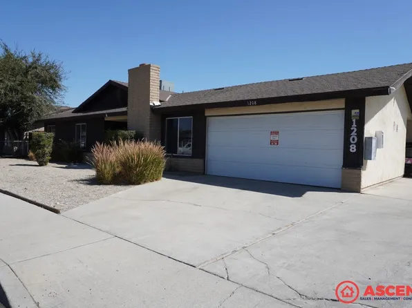 1208 Mcdonald Way, 1208 McDonald Way APT A, Bakersfield, CA 93309