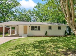 225 Center St, Conway, AR 72034