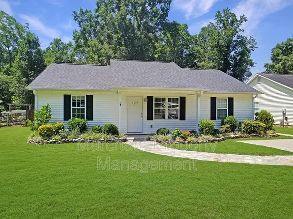 127 Old Petrie Rd, Spartanburg, SC 29302