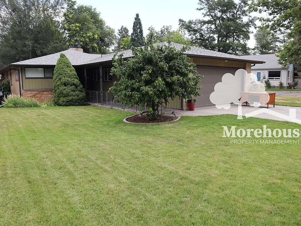 802 N Balsam St