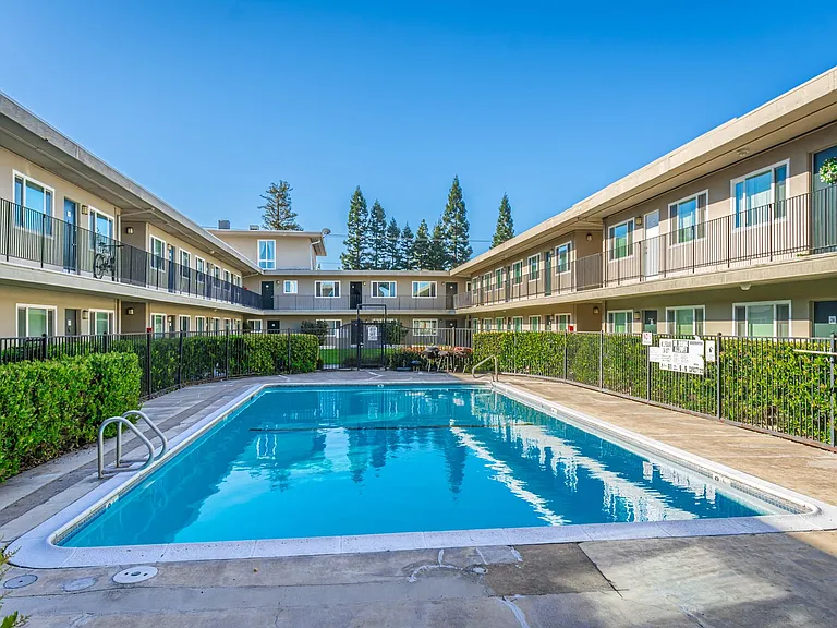 Villa Roma Apartments. — Photo 8