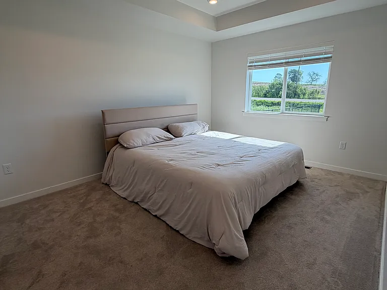 84 Huntington Dr — Photo 20