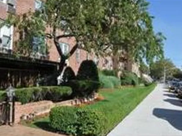 2265 Gerritsen Avenue image 1 of 1