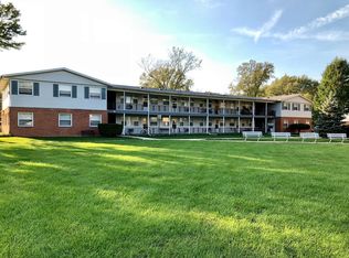 1620 Greenwood Rd #1728-F, Glenview, IL 60026