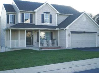 206 Cherry St, Pine Grove, PA 17963