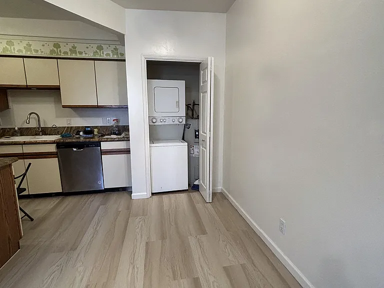 5500 N Valley View Rd #303 — Photo 5