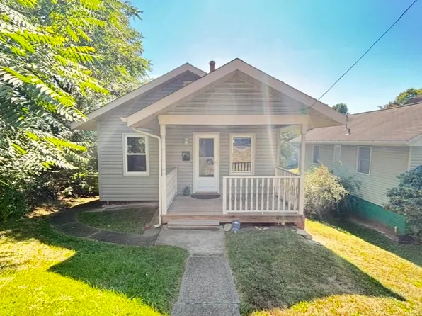 796 S Gray Ave, Bridgeville, PA 15017