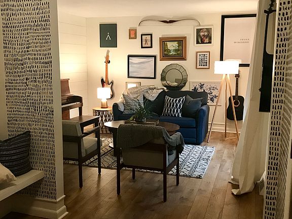 Entry into Front Den