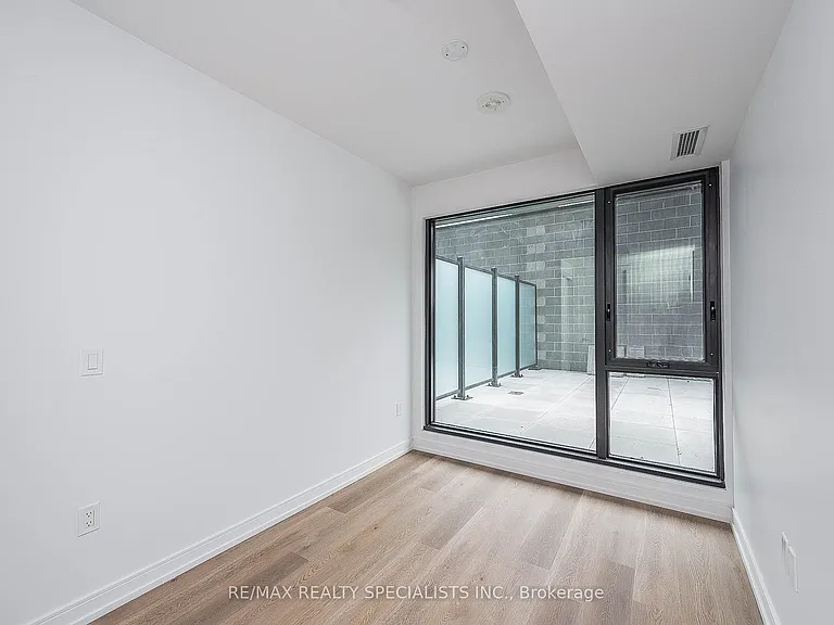 1 Jarvis St #305 — Photo 15